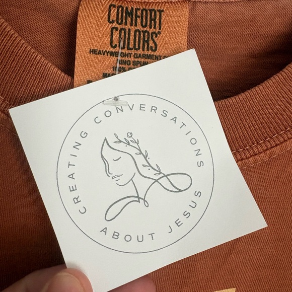 DEAR HEART Comfort Color Terracotta Graphic Faith How He Loves Us Tee Medium NWT - Picture 3 of 4